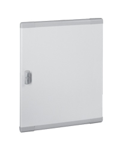 Дверь металлическая Legrand 020277 в Братске Аксессуары для стоек и шкафов Pintop.ru